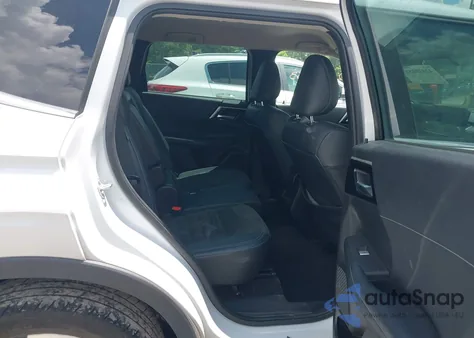 2023 Mitsubishi Outlander Se 2.5 S-Awc из США, поврежденный, VIN JA4J4UA84PZ018053